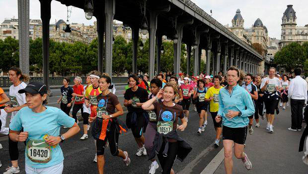 Coureuses de fond pour la course de La Parisienne 2009