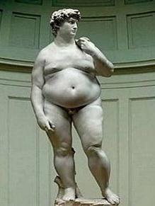 la statue de David version obèse